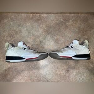 Jordan 33 Low